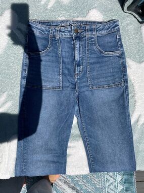American Eagle Outfitters Curvy High Rise Flare Women’s Medium Blue Denim Jeans